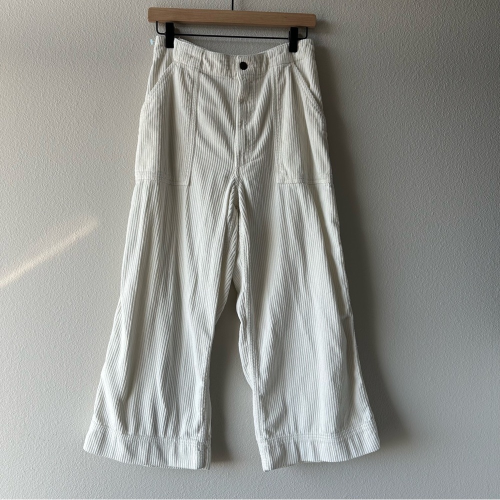 Abercrombie and fitch woman’s corduroy wide pants